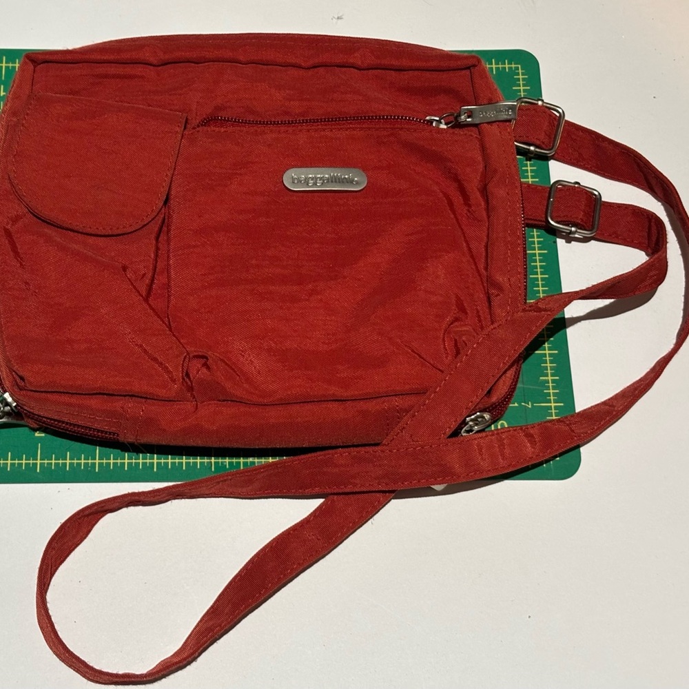 Baggallini cross Body Bag Red